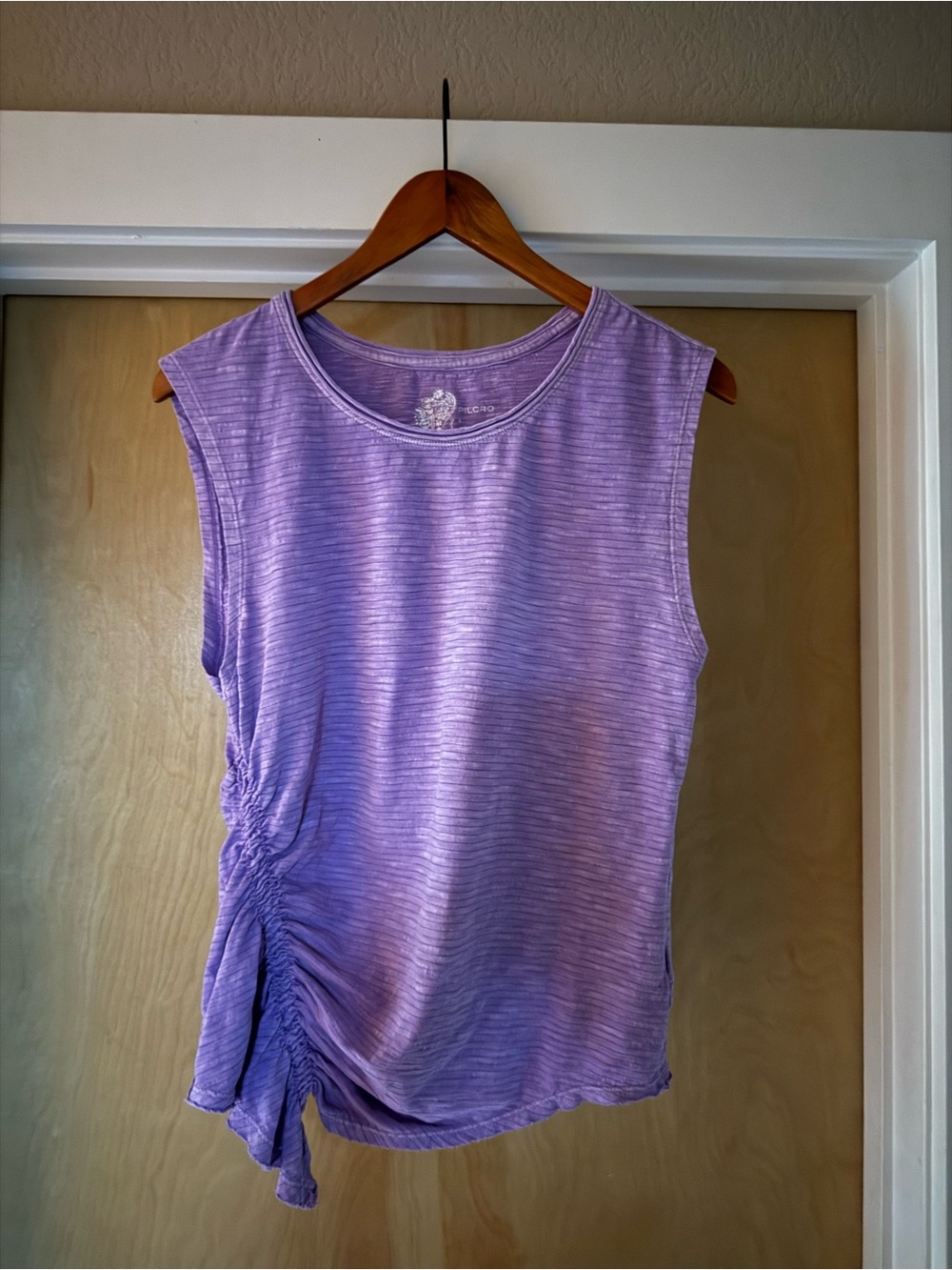 Pilcro Sleeveless Lavender Ruched Side Top with raw edging. Small